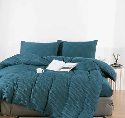 Lenjerie finet creponat 4 piese, cearceaf cu elastic 180x200cm
