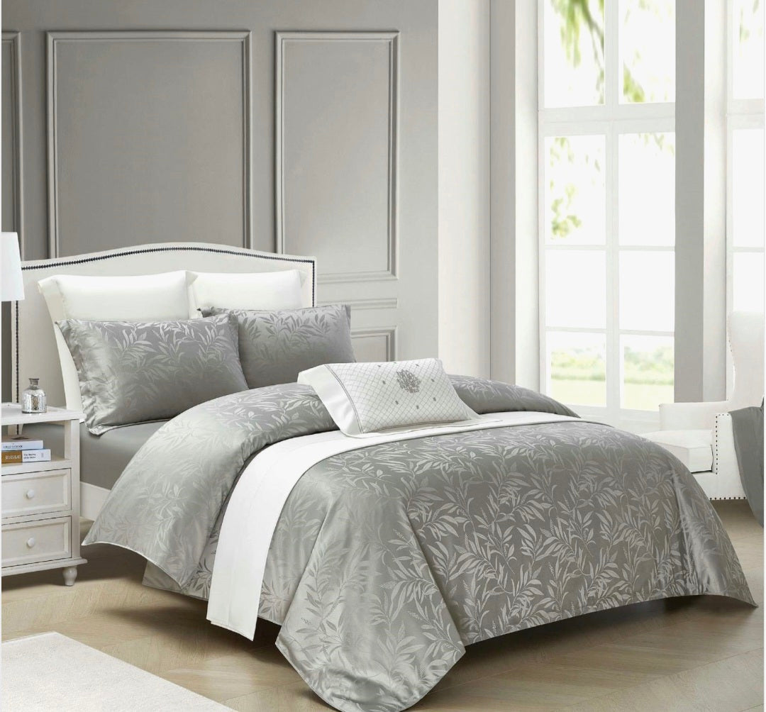 Lenjerii Jacquard 4 piese, cearceaf cu elastic 180x200x25 cm